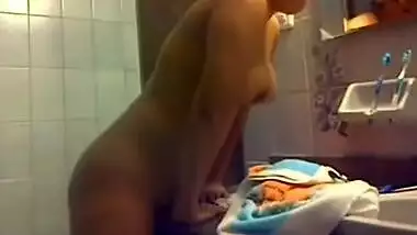 Horny Desi chick comes to the bathroom to masturbate after watching porn