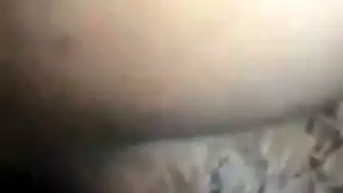 BF fucks a Bangla naked college girl in the bed