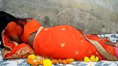 Romantic man covers the Desi with petals and fucks XXX hole in doggy