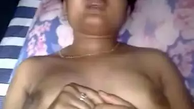 Cute Desi girl gets her hairy XXX pussy fucked by her boyfriend on cam MMS