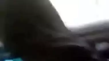 Lustful Desi bitch has oral XXX sex in car with man making MMS video