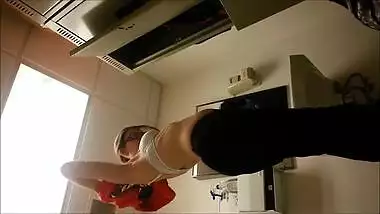 Nerdy Desi girl with nice XXX assets changes clothes in locker room