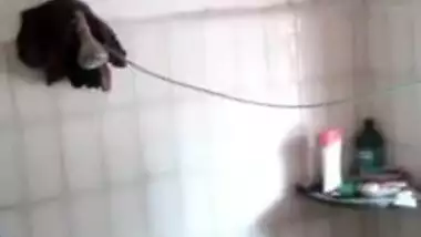 Young Indian girl caught in home porn dressing up in the shower