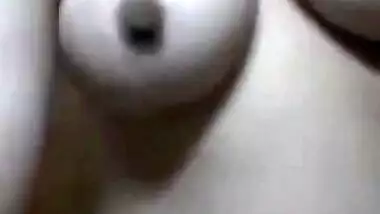 Slutty Desi girl wants sex and achieves fulfillment in XXX chudai porn