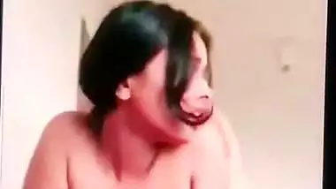 Booby Bengali girl nude pics and viral sex videos