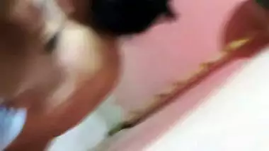 Mature bhabhi bathing naked caught by devar