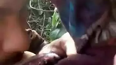 The poor guy bangs a hot desi lady outdoors in the blue film
