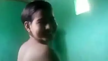 cute indian girl showing her cute boobs and pussy for her lover