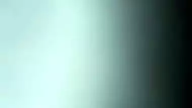 Amateur XXX actress gives a quick blowjob to her Desi lover on camera