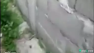 Outdoor sexy school Tamil girl caught has sex with BF, Desi mms sex