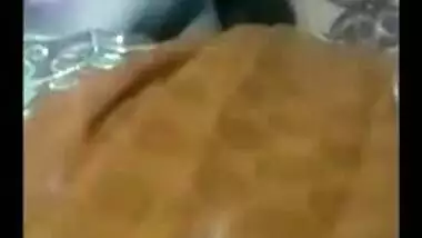 Amateur Desi bitch poses for XXX video call teasing with her tits