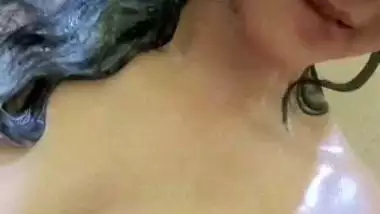 Indian bathing girlfriend boobs showing with seduction