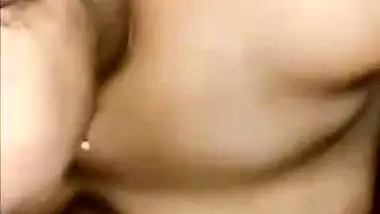 Student gives a desi blowjob to a professor for extra marks