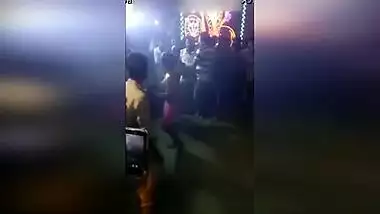 Desi local slut girls open naughty dancing front of local beer shop