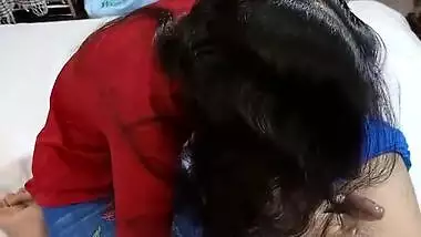 Soni Ne Apni Pyasi Machlti Bur Me Apne Step Papa Ka Mota Lund Le Aur Sari Rat Mote Lund Se Chu With Li Ya