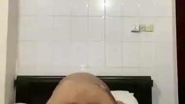 Hardcore honeymoon fucking video of Indian couple