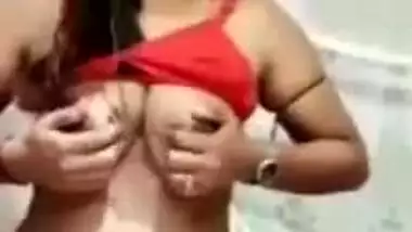 Desi Cute Girl Showing Boob And Pussy On Video Call With Bangla Talk
