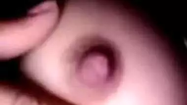 Today Exclusive- Sexy Bihari Girl Showing Her Boobs On Video Call Part 1
