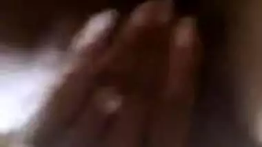 Indian bitch is ready for sex and she shows it in XXX video