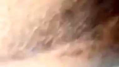 Fat Indian XXX bitch gets her juicy pussy hard fucked on cam MMS