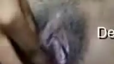 Desi housewife becomes excited and she plays with XXX orifice