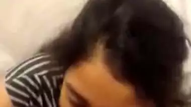 After date boy fucks Desi chick's mouth and films a XXX video MMS