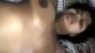 Man fucks Desi chick preferring to be flop during XXX MMS footage