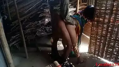 Desi Indian village bhabi fuck in outdoor with boyfriend (official video by Localsex31)