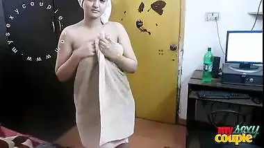 Indian Bhabhi Sonia After Shower Hardcore Sex With Husband Sunny Big Boobs