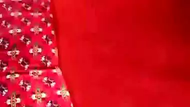 Chubby granny shaved pussy showing with huge boobs