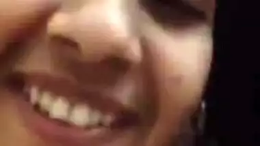 Desi gal records quick sex clip in bathroom that features her XXX tits