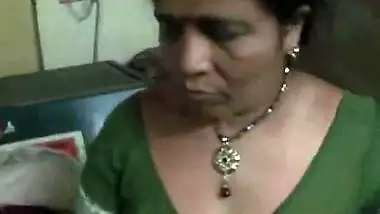 When XXX wife was hired as maid Bhabhi knew that she must strip for Desi employer