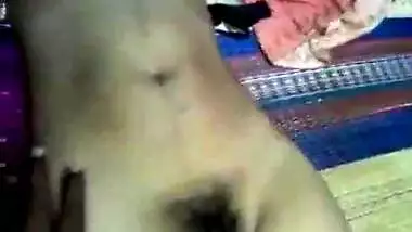 Gaon ke ghar mai dehati saali ki kasi hui chut phadi