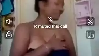 TAMIL NEW MARRIED BHABHI SHOWING HER IN VC TO HER HUSBAND IN OFFICE