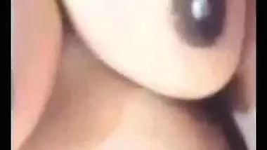 Dark nipples girlfriend video call nude show viral MMS