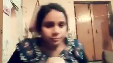 Cute Indian Dehati girl showing tits and playing with pussy on XXX cam