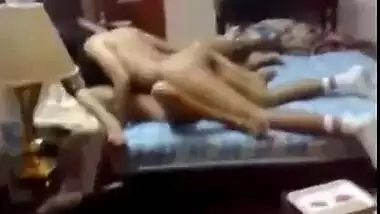 Senior boys aur junior ke group chudai ki Hindi blue film