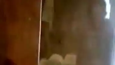 Hot Mumbai Girl’s Sexy MMS Exposing Boobs And Legs In Hotel Room