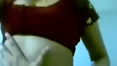 Couple College Girls Kissing For The First Time In Indian And Pakistani