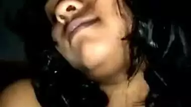 Desi with saggy boobs takes XXX poses on cam in video that becomes MMS