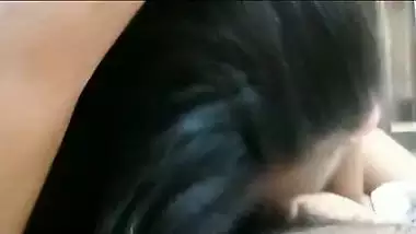 Girl sucks her lover’s dick like a whore in desi porn