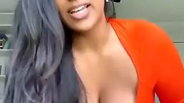 BUSTY DUSKY BEAUTY BIG HOT MELONS TEASE