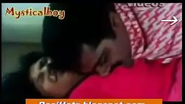 Mallu guy removed saree of amllu aunty and doing sex in telugu desi mo