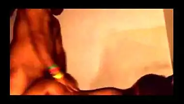 Hardcore Indian sex video of office manager bhabhi with coworker