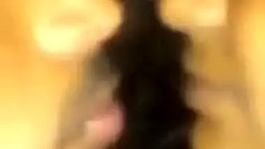 Nasty Desi XXX slut gets her small boobs licked by her neighbour MMS