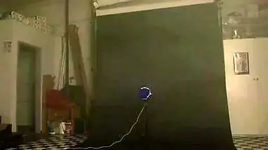 Classy Desi girl takes clothes off to expose on camera her XXX jugs