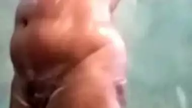 Tamil Wife Full Nude Bathing