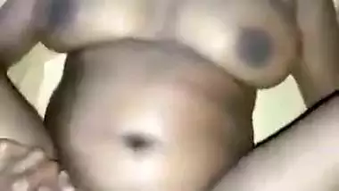 Busty milf takes an Indian big dick during her desi chudai