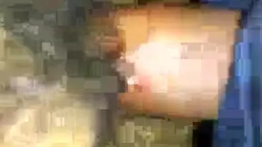 Desi village teen girl fucked by neighbor guy on bed of hay