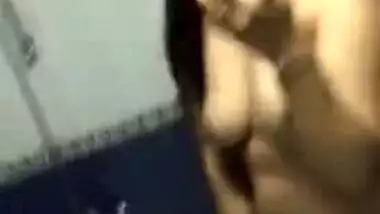 Plump Desi love has sex boobs and takes XXX selfies in the bathroom